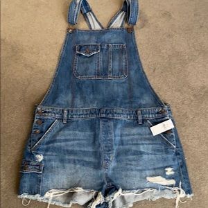American Eagle short overalls